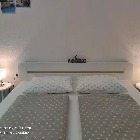 Airport Apartment Dubrave Gornje