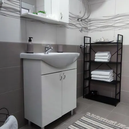 Airport Dubrave Gornje